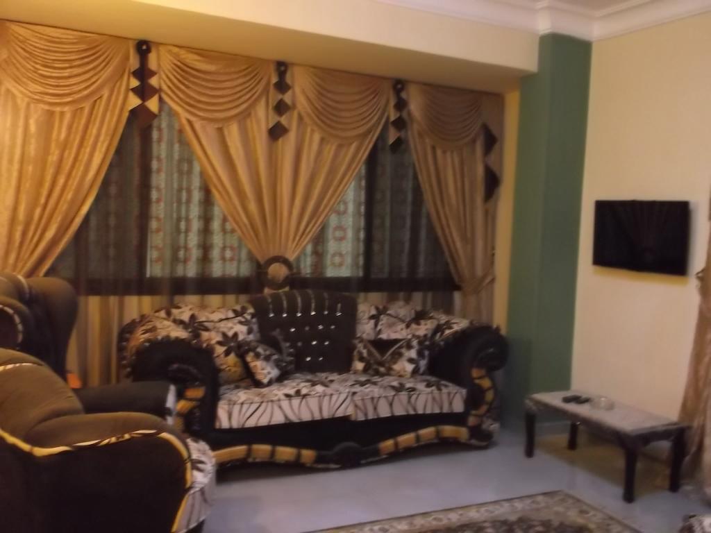 Apartment One-bedroom At El Maali Street